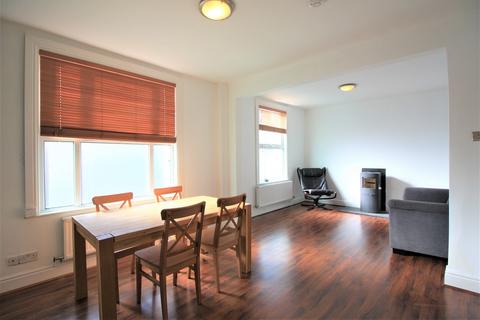 2 bedroom end of terrace house to rent, Pickering Street, Chester CH2