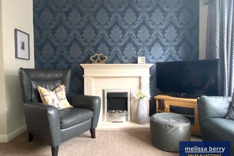 3 bedroom semi-detached house for sale, Vernon Drive, Manchester M25