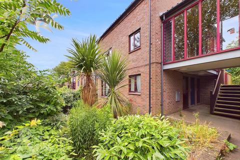 1 bedroom ground floor flat for sale, Hassett Close, Norwich