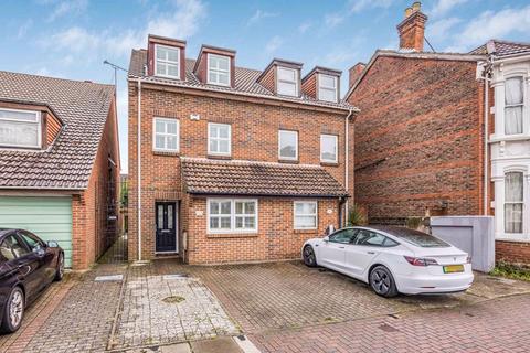 4 bedroom semi-detached house for sale, Taswell Road, Southsea