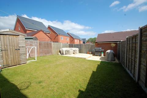3 bedroom semi-detached house for sale, Frost Drive, Tiptree