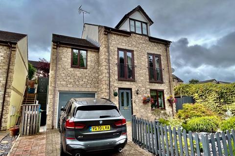 4 bedroom detached house for sale, Cullimore View, Ruspidge GL14