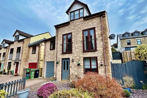 18 Cullimore View, Cinderford, GL14 3HP
