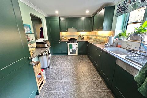 18 Cullimore View, Cinderford, GL14 3HP