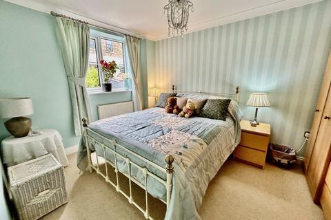 18 Cullimore View, Cinderford, GL14 3HP