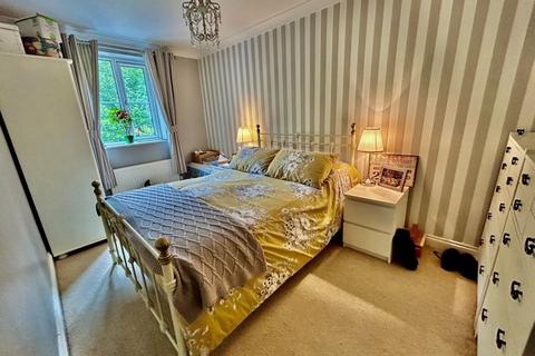 18 Cullimore View, Cinderford, GL14 3HP