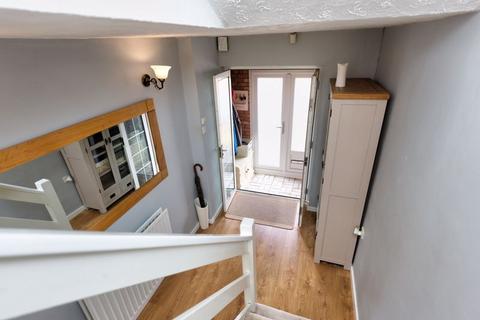 3 bedroom detached house for sale, Richmond Avenue, Trench
