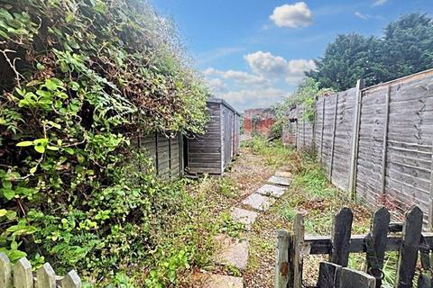 3 bedroom terraced house for sale, Gloucester Road, Stonehouse GL10