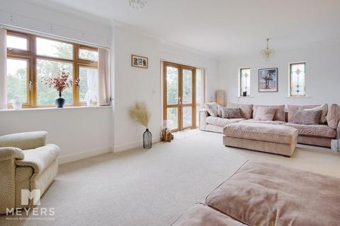 4 bedroom detached house for sale, Bridle Crescent, Bournemouth, BH7