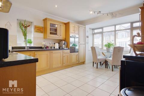 4 bedroom detached house for sale, Bridle Crescent, Bournemouth, BH7