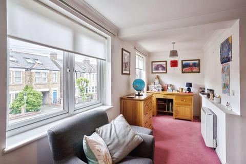 1 bedroom retirement property for sale, Clifton Park Avenue, Raynes Park SW20