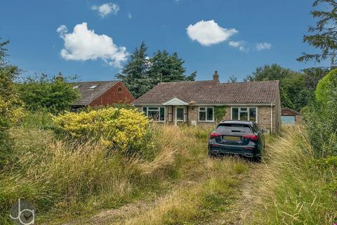 3 bedroom detached bungalow for sale, Mill Lane, Bradfield