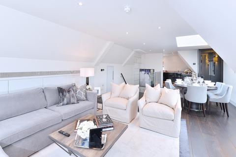 2 bedroom apartment to rent, Duke Street, London W1K