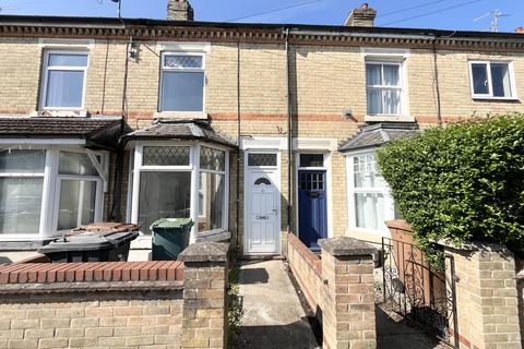 3 bedroom terraced house to rent, Belsize Avenue, PETERBOROUGH PE2