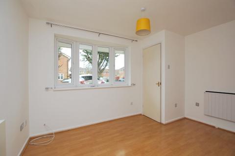 2 bedroom end of terrace house to rent, MARLEY FIELDS