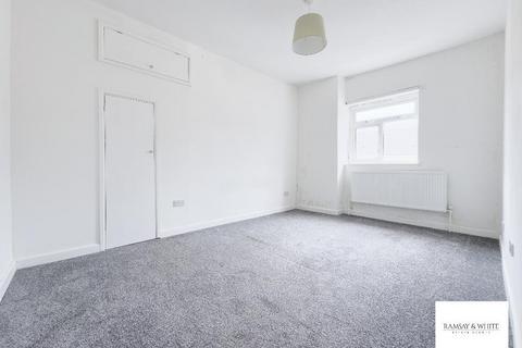 32 Bwllfa Road, Aberdare, CF44 8UG