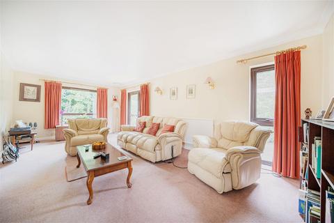 4 bedroom detached house for sale, Charlcot, Whitchurch, RG28 7RG