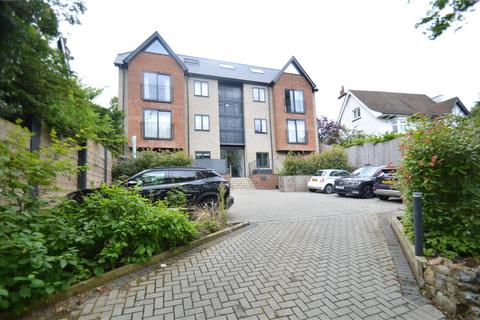 2 bedroom apartment to rent, The Drive, Coulsdon, CR5