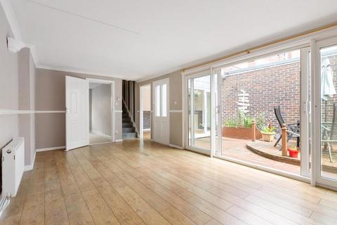 3 bedroom terraced house for sale, Polesden Gardens, Raynes Park SW20