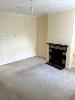 2 bedroom terraced house to rent, Colchester, CO1