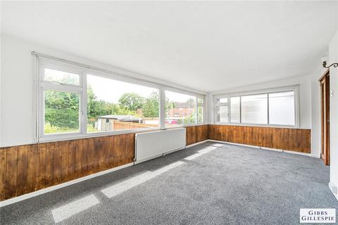 2 bedroom bungalow for sale, Ferring Close, Harrow, Middlesex