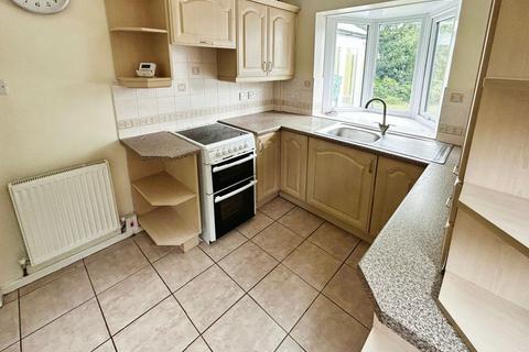 2 bedroom bungalow for sale, Standhills Road, Kingswinford