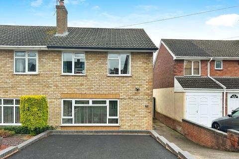 3 bedroom semi-detached house for sale, Sandringham Road, Stourbridge