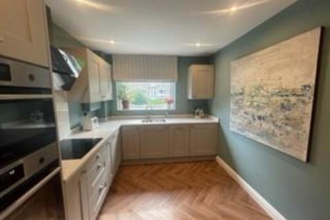 2 bedroom apartment to rent, Lindisfarne Close, Jesmond