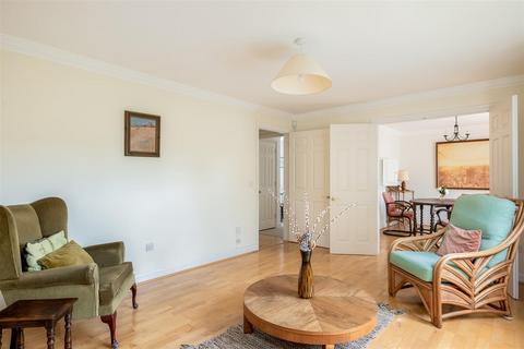 2 bedroom terraced house for sale, The Playing Close, Charlbury OX7