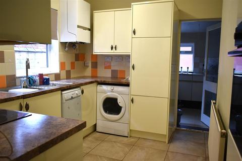 3 bedroom terraced house for sale, Greenheath Road, Hednesford