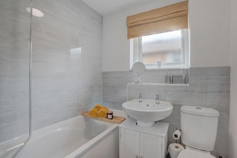 77 Briar, Tamworth, B77 4DY