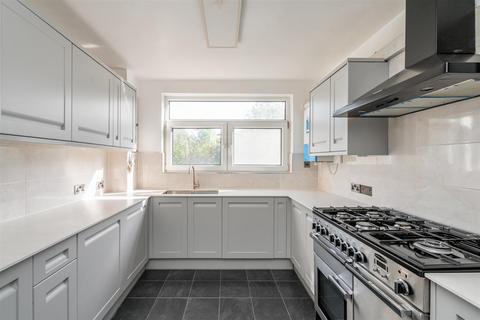 3 bedroom apartment for sale, Riverside Drive, Solihull