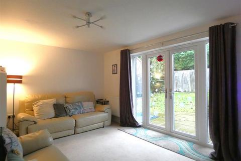 3 bedroom detached house to rent, 3 Poppy Court, Aiskew, Bedale