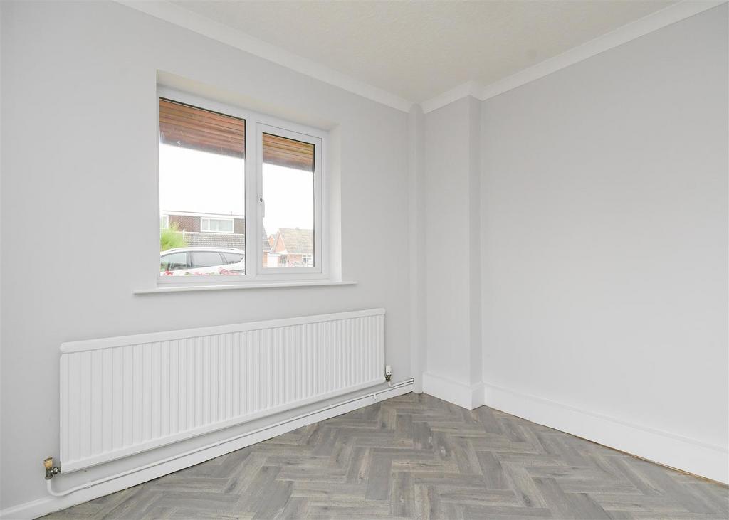 28 Jenks Road - Family Area.jpg