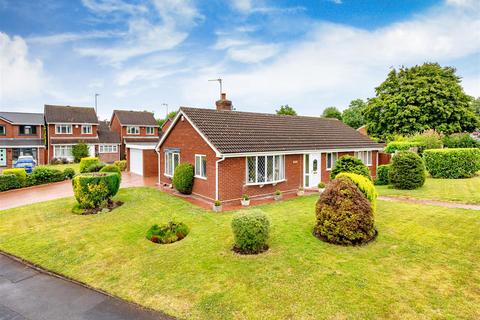 3 bedroom detached bungalow for sale, Lockside, High Street, Swindon