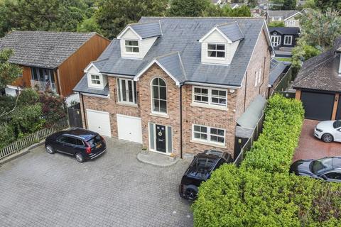 5 bedroom detached house for sale, Riffhams Lane, Danbury