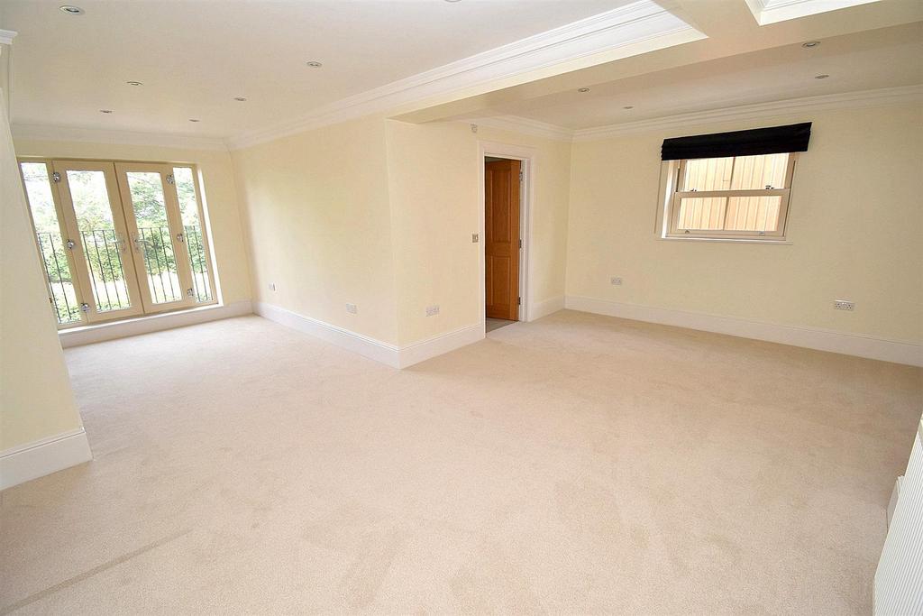 Bedroom two   1.jpg