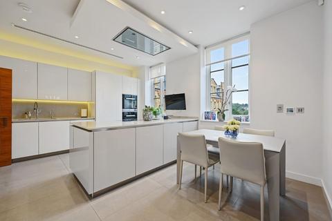 3 bedroom penthouse for sale, Fairford Court, 6 Holborn Close, Mill Hill