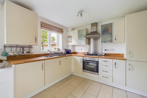 3 bedroom semi-detached house for sale, Woodhorn Close, Nottingham NG5