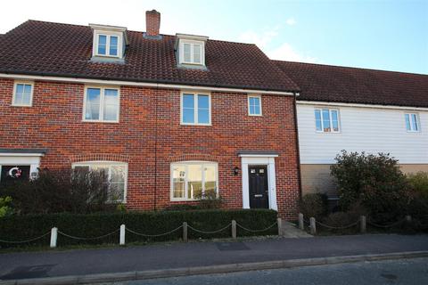 3 bedroom terraced house to rent, Saxmundham