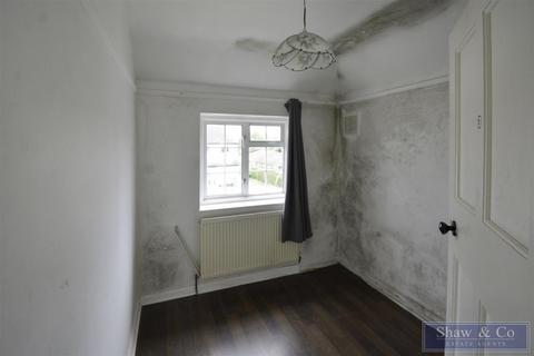 2 The Crossways, Hounslow, TW5 0JL