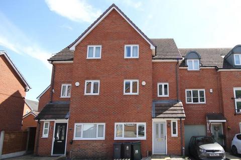 4 bedroom townhouse for sale, Cameron Grove, Eccleshill, Bradford