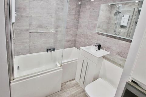 1 bedroom flat for sale, Wessex Court, South East Road, Southampton