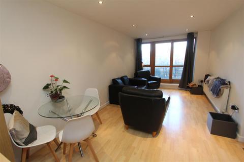 2 bedroom apartment for sale, Balmoral Place, Brewery Wharf