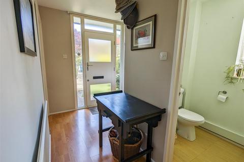 29 Lambardes, New Ash Green, Longfield, DA3 8HX