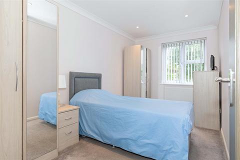 1 bedroom flat for sale, Goring Road, Goring-By-Sea, Worthing