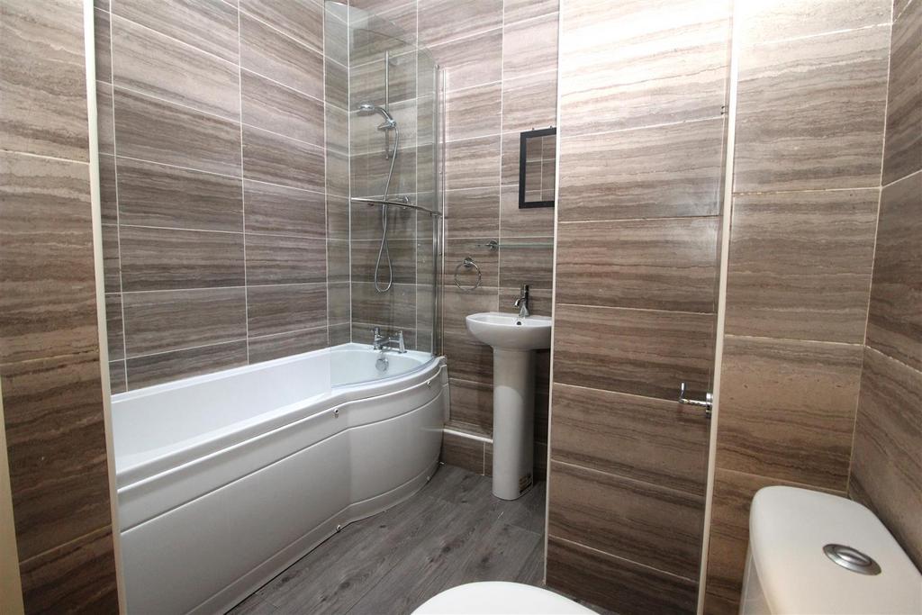 Bathroom.JPG