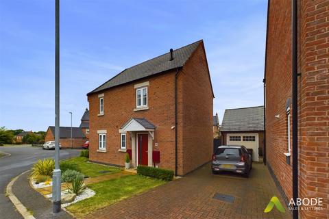 3 bedroom semi-detached house for sale, Lavender Way, Burton-On-Trent DE13