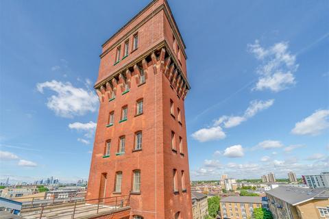 1 bedroom apartment for sale, Penthouse in Bow Quarter, Lexington Building