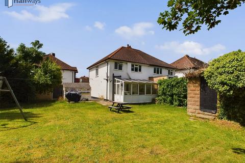 3 bedroom semi-detached house for sale, Carshalton SM5